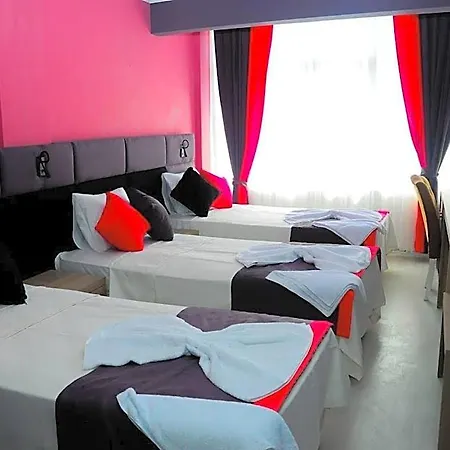 Port Hotel