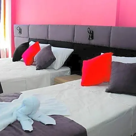 Port Hotel